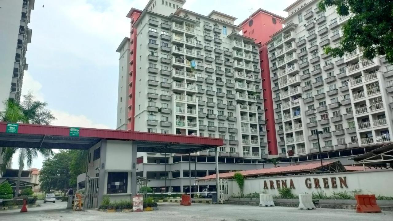 Pangsapuri Next To Axiata Arena, Stadium Bukit Jalil